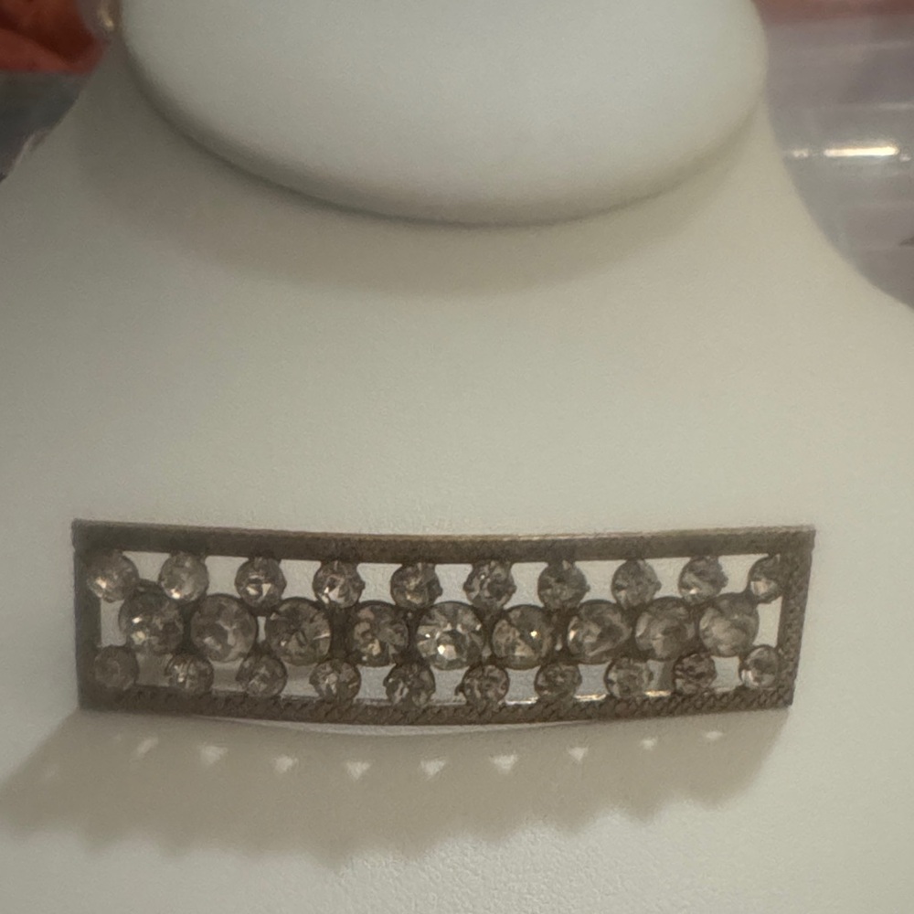 Sparkling Rectangular Crystal Bar Brooch - Clear Stones